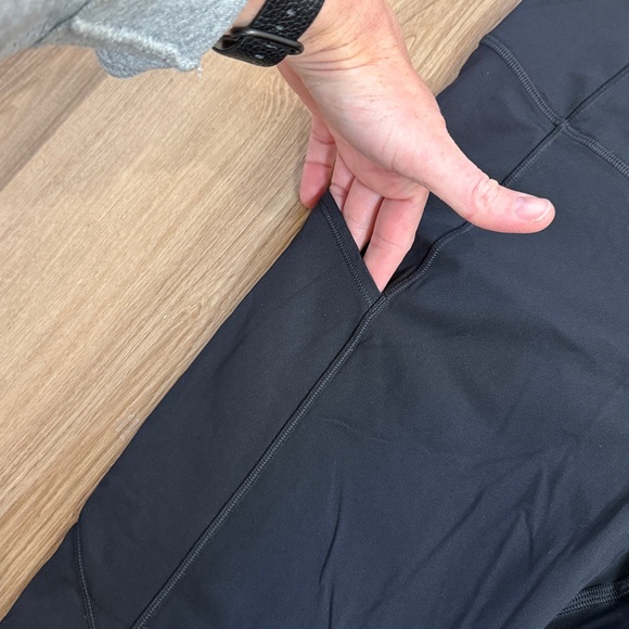 Lululemon Fast and Free Tight 31" *Reflective
Black Leggings Full Length Size 8 - Picture 7 of 14